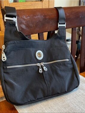 Baggallini Black Crossbody Bag with Silver Hardware